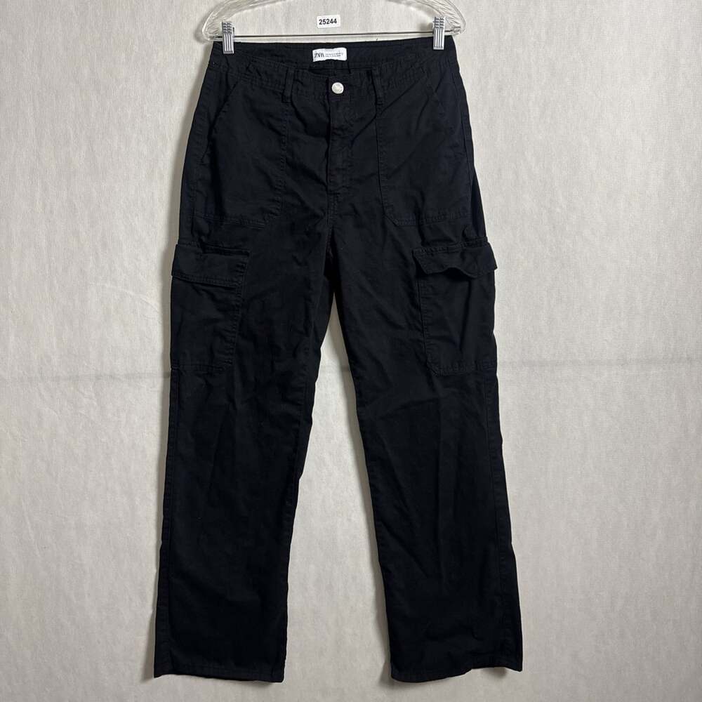 Zara Women's Size 8 Black No Stretch Relaxed Straight Leg Cargo Pants